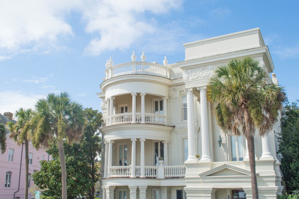 The Battery Mansions Charleston SC • The Wanderbug