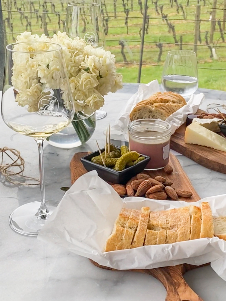 wine tasting & grazing board at eldridge estate